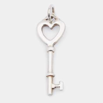 Pre Owned Tiffany & Co. Sterling Silver Heart Key Mini Pendant