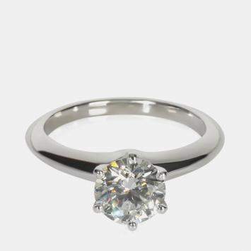 Pre Owned خاتم تيفاني & كو. بلاتين ألماس سوليتير مقاس 52