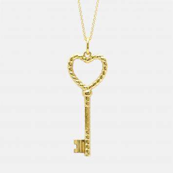 Pre Owned Tiffany & Co. Twisted heart key 18K Yellow Gold Necklace 