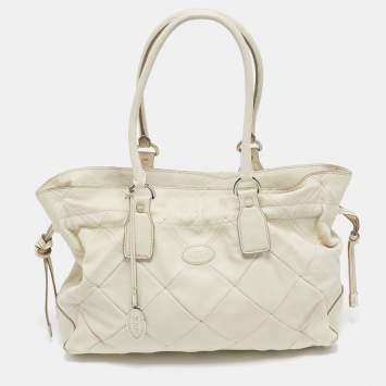 Pre Owned Tod's Off White Quilted Leather Drawstring Satchel