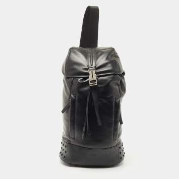 Pre Owned Tod's Black Leather Drawstring Flap Backpack