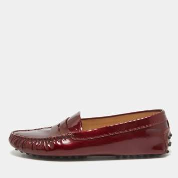 مملوكة مسبقًا Tod's Burgundy Patent Leather Penny Loafers Size 37.5
