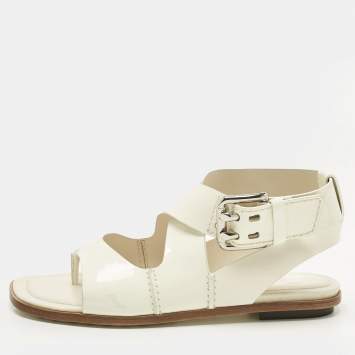 مملوكة مسبقًا Tod's White Patent Leather Cross Strap Flat Sandals Size 36.5