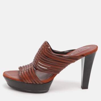 مملوكة مسبقًا Tod's Size 37.5 Brown Leather Strappy Sandals