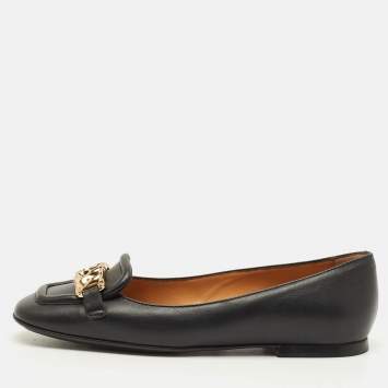 Pre Owned حذاء باليرينا فلات تودز جلد أسود بتفاصيل سلسلة مقاس 36