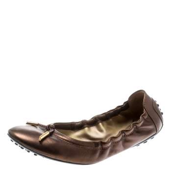 Pre Owned Tod's Metallic Bronze Leather Bow Scrunch Ballet Flats 37