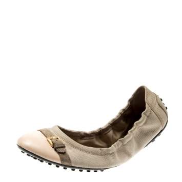 Pre Owned Tod's Beige/Pale Pink Textured Leather Buckle Detail Scrunch Ballet Flats Size 38.5