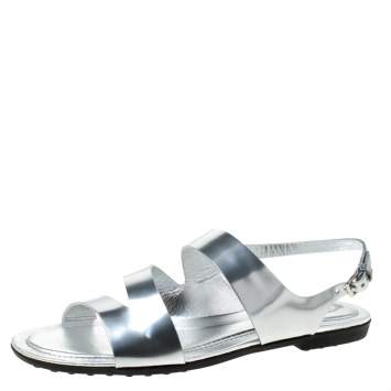 Pre Owned Tod's Metallic Silver Leather Flat Sandals Size 37.5