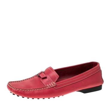 Pre Owned Tod's Pink Leather Buckle Detail Slip On Loafers Size 37.5