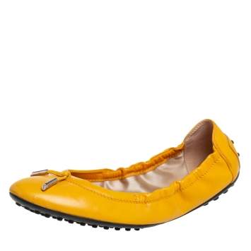 Pre Owned Tod's Yellow Leather  Scrunch Ballet Flats Size 39