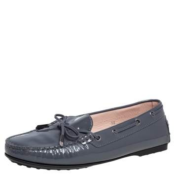 Pre Owned Tod's Grey Patent Leather Bow Loafers Size 38