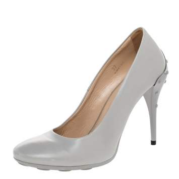 Pre Owned Tod's Grey Leather Round Toe Pumps Size 37