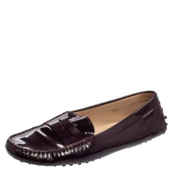 مملوكة مسبقًا Tod's Burgundy Patent Leather Penny Loafers  Size 39.5