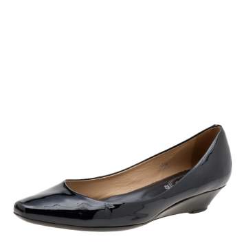Pre Owned Tod's Black Patent Leather Wedge Pumps Size 38.5