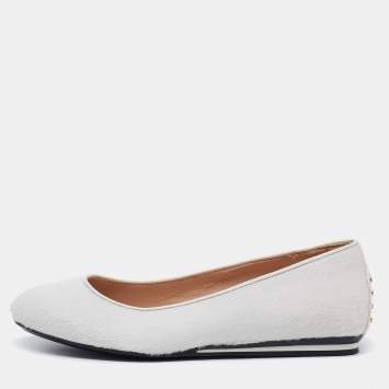 Pre Owned Tod's White Calf Hair Ballet Flats Size 37