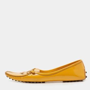 Pre Owned Tod's Yellow Patent Leather Cut Out Buckle Detail Slip On Loafers Size 39