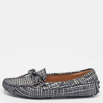 Pre Owned Tod's Silver/Black Textured Suede Bow Loafers Size 36