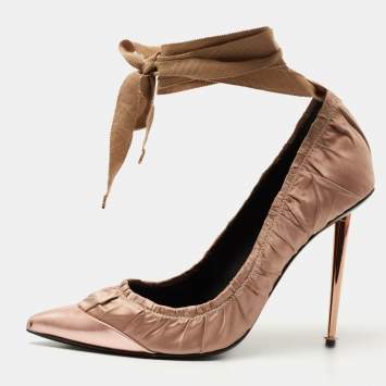 Pre Owned Tom Ford Two Tone Pleated Fabric and Leather Ankle Tie Pumps Size 39
