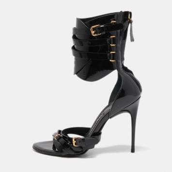 مملوكة مسبقًا Tom Ford Black Patent Leather Triple Buckle Ankle Cuff Sandals Size 37