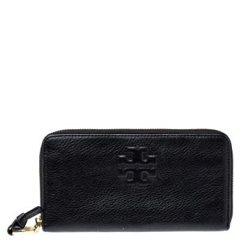 Pre Owned Tory Burch Black Leather Zip Around Wallet  
