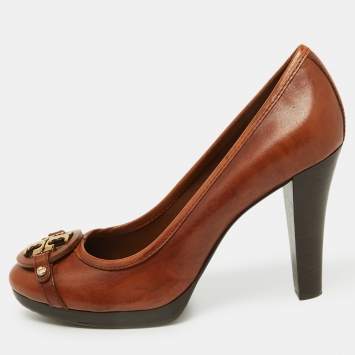 Pre Owned Tory Burch Brown Leather Logo Detail Round Toe Pumps Size 40.5