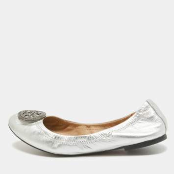مملوكة مسبقًا Tory Burch Silver Leather Reva Crystals Ballet Flats Size 37.5