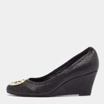Pre Owned Tory Burch Black Textured Leather Sally Wedge Pumps Size 38.5