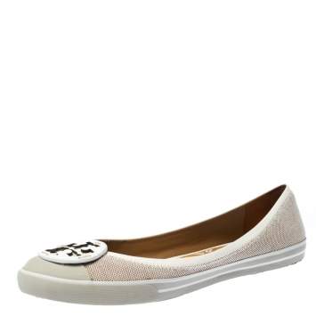 Pre Owned Tory Burch Beige Canvas And White Patent Leather Trim Logo Ballet Flats Size 40.5