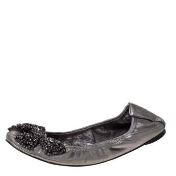 Pre Owned Tory Burch Metallic Silver Leather Azalea Scrunch Ballet Flats Size 38