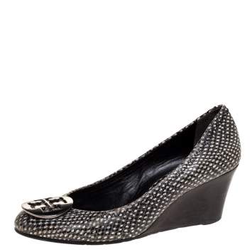 Pre Owned Tory Burch Black/White Snakeskin Effect Leather Benton Wedge Pumps Size 37