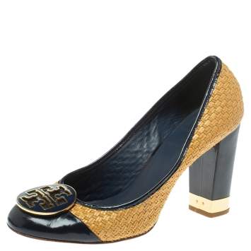 Pre Owned Tory Burch Beige/Blue Raffia And Patent Leather Round Toe Pumps Size 40