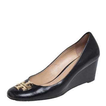 Pre Owned Tory Burch Black Leather Raleigh Round Toe Wedge Pumps Size 40.5