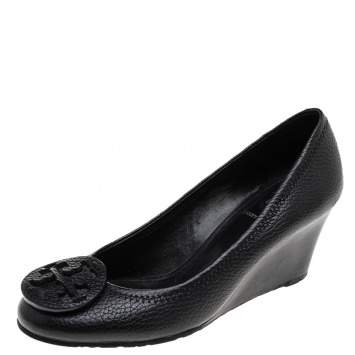 Pre Owned Tory Burch Black Leather Julianne Wedge Pumps Size 35