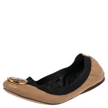 Pre Owned Tory Burch Beige/Black Leather Reva Pebbled Logo Ballerina Flats Size 37