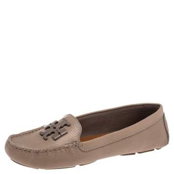 Pre Owned Tory Burch Beige Leather Slip on Loafers Size 38.5