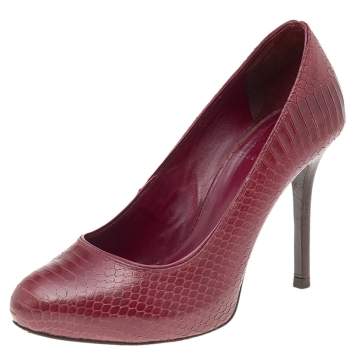Pre Owned Tory Burch Burgundy Python Embossed Leather Pumps Size 35.5
