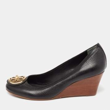 Pre Owned Tory Burch Black Leather Wedge Pumps Size 38.5