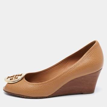 Pre Owned Tory Burch Brown Grained Leather Wedge Pumps Size 36.5