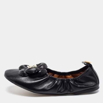 Pre Owned Tory Burch Black Leather Flower Scrunch Ballet Flats Size 37