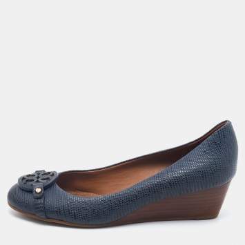 Pre Owned Tory Burch Navy Blue Lizard Embossed Leather Wedge Pumps Size 37.5