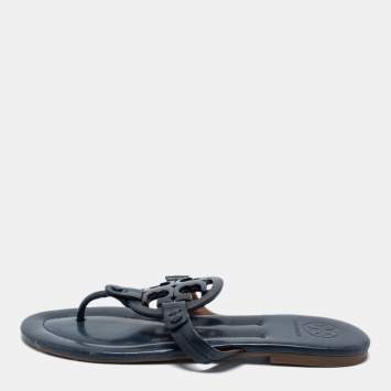 مملوكة مسبقًا Tory Burch Navy Blue Leather Miller Thong Flats Size 37