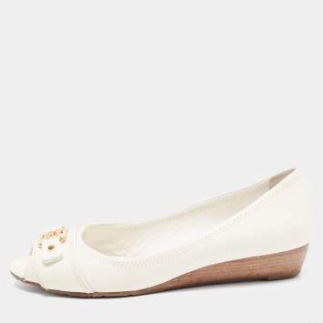 Pre Owned Tory Burch White Leather Logo Detail Peep Toe Wedge Pumps Size 40