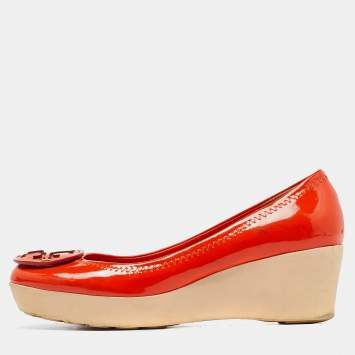 Pre Owned Tory Burch Orange Patent Leather Wedge Platform Pumps Size 36