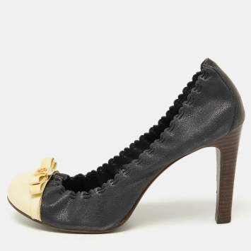 Pre Owned Tory Burch Blue/Beige Leather and Patent Romy Cap Toe Pumps Size 41