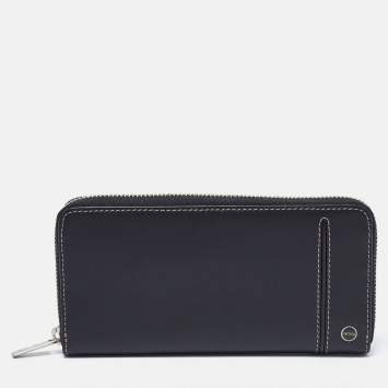 Pre Owned Tumi Black Leather Zip Around Wallet
