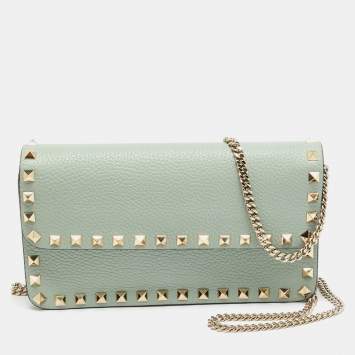 مملوكة مسبقًا Valentino Rockstud Light Green Leather Wallet On Chain
