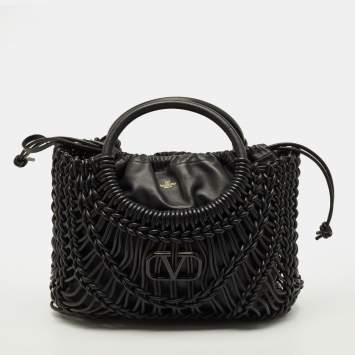 مملوكة مسبقًا Valentino Allknots VLogo Black Woven Leather Tote