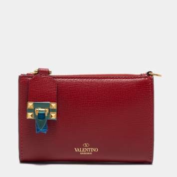 Pre Owned Valentino Red Saffiano Leather Rockstud Twist Lock Zip Wallet 