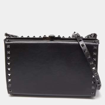 Pre Owned Valentino Black Leather Alcove Rockstud Clutch