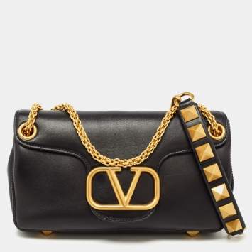 Pre Owned Valentino Black Leather VLogo Sign Shoulder Bag